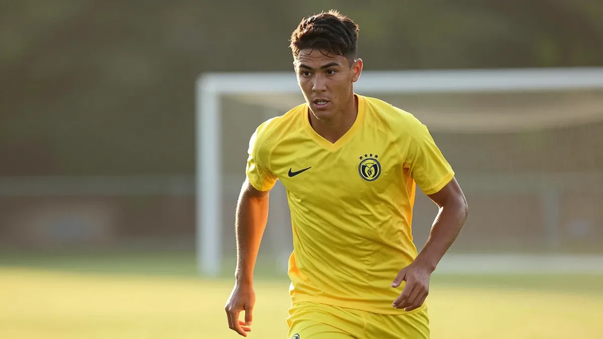 El Villarreal CF completó su mercado de verano con seis incorporaciones y catorce salidas, destacando el fichaje de...