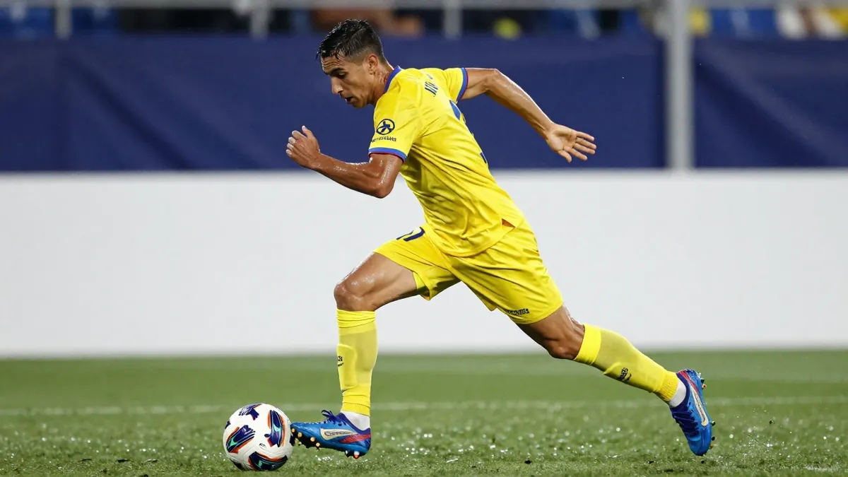 Villarreal CF, décimo en la tabla, recibe este viernes a un Espanyol en plena turbulencia, dirigido interinamente por...