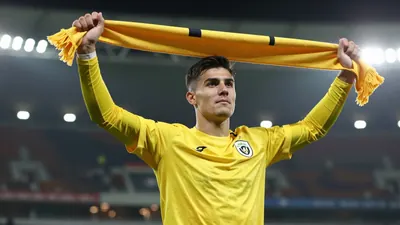 French defender Willy Kambwala leaves Villarreal CF on loan to Serie A's Como, who hold a €10m option to buy at the end...